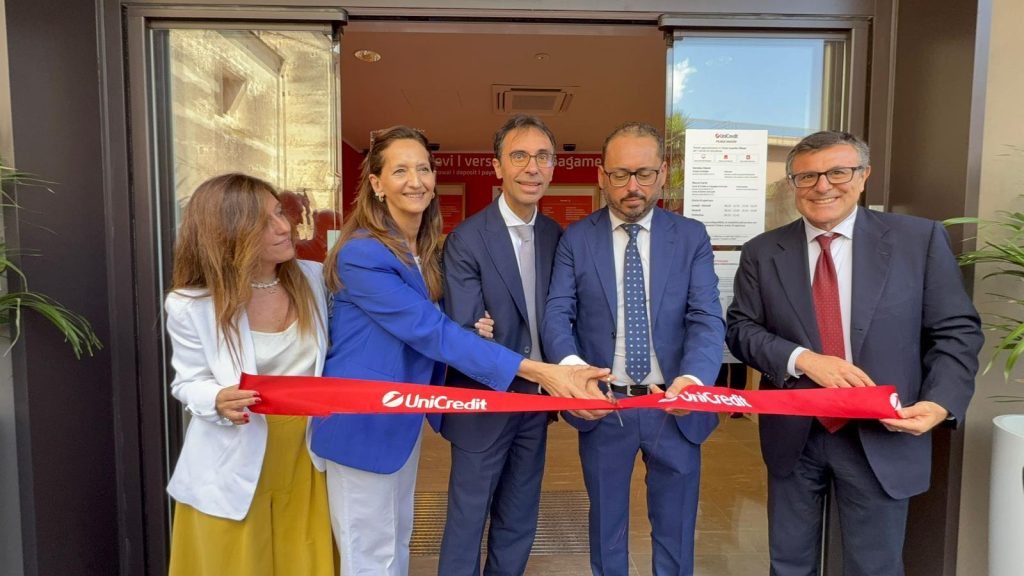 Maiori, riapre il credito: UniCredit investe sul Sud contro la desertificazione bancaria
