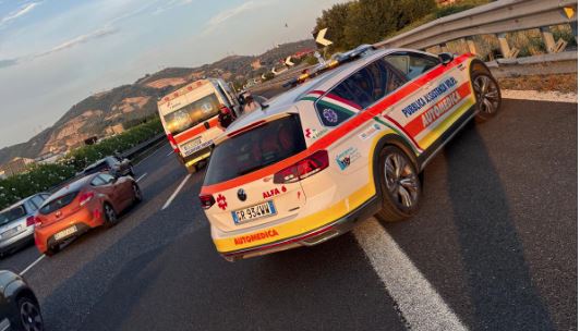 Incidente sull’A2 del Mediterraneo, paura per madre e figlia