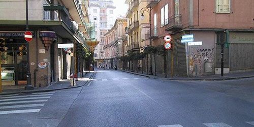 Salerno, volontario maliano aggredito in strada: è giallo