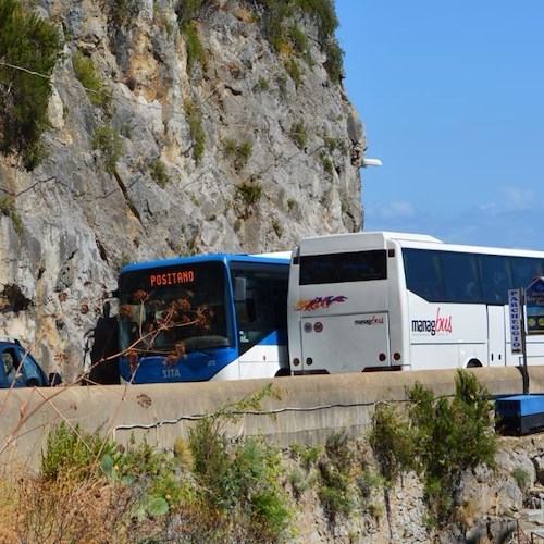 Amalfi, trasporto pubblico nel caos