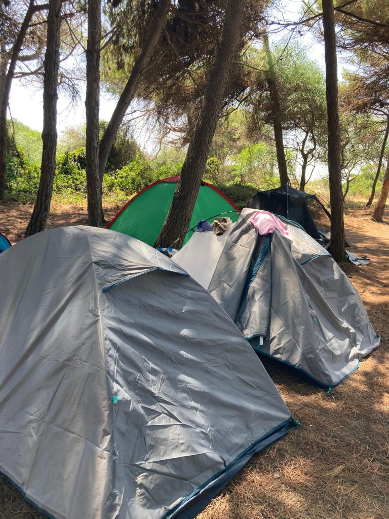 Capaccio, rimosso campeggio abusivo a Foce Sele