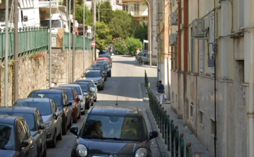 Sos sicurezza a Salerno, choc al Carmine: scippato un diversamente abile