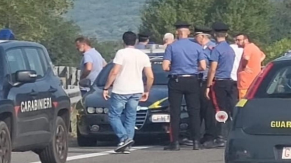 Santa Marina, uomo trovato senza vita su un guardrail della Bussentina