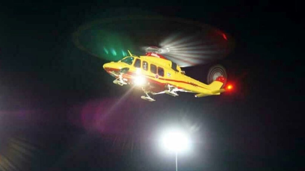 Piaggine, auto si ribalta: due giovani feriti gravemente