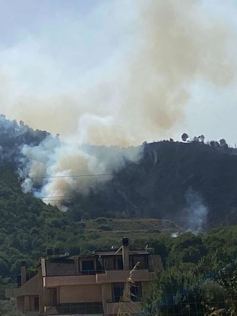 L’ira del prete contro i piromani della Valle dell’Irno