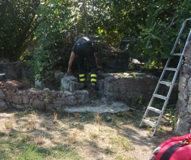 Pagani, caduta fatale nel pozzo: muore 55enne