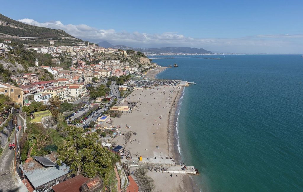 Movida “fracassona” a Vietri sul Mare, esposto in Procura
