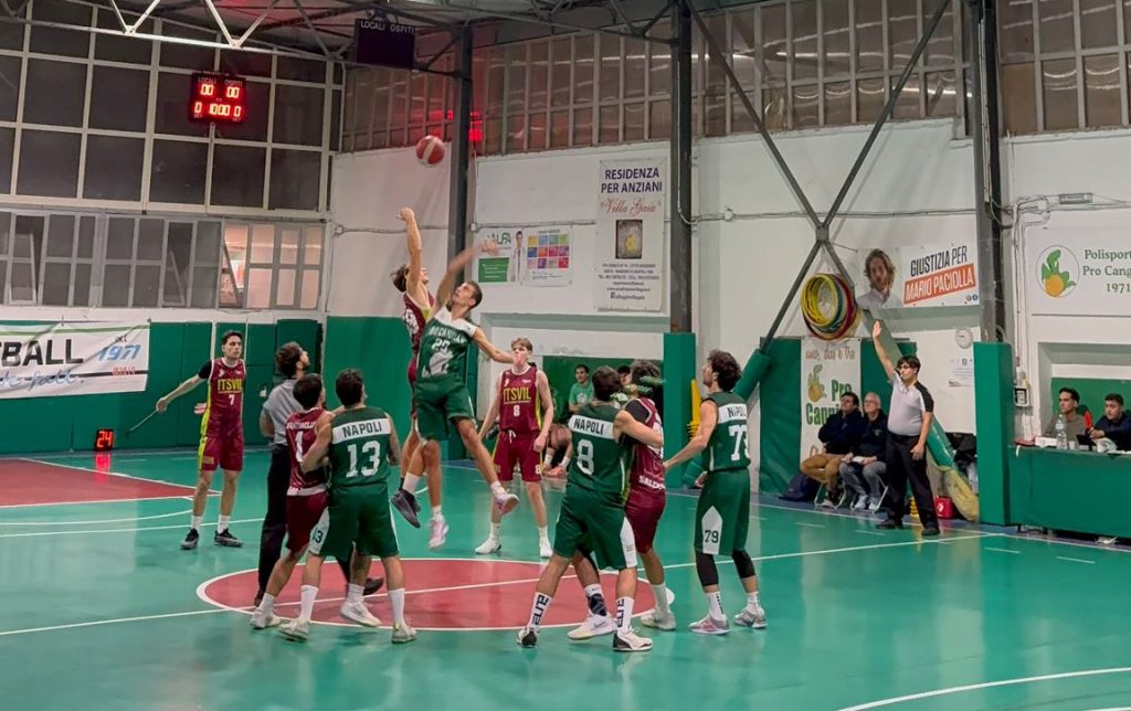 Salerno vince a Napoli con un buzzer beater