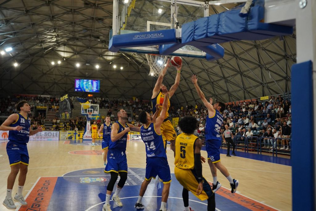 A Scafati passa Verona, la rimonta non riesce ai gialloblu