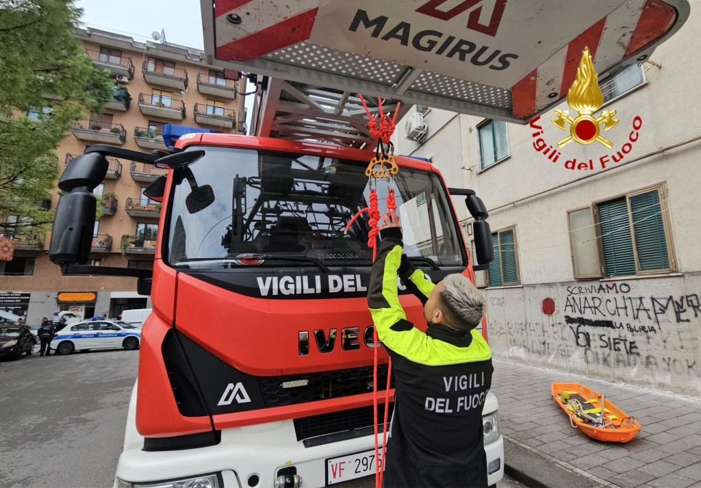 Salerno scende in campo per la sicurezza: simulato un terremoto in città
