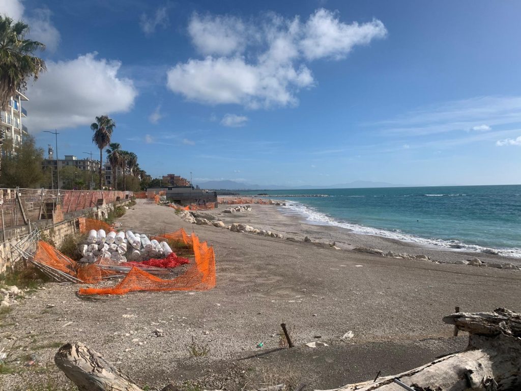 Ripascimento a Salerno, il cantiere è un deserto