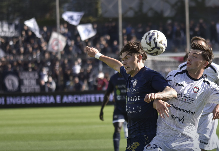 Impresa Cavese: batte il Crotone 1-0