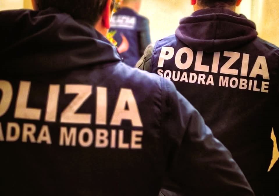 Baronissi, scoperto con arma illegale: arrestato