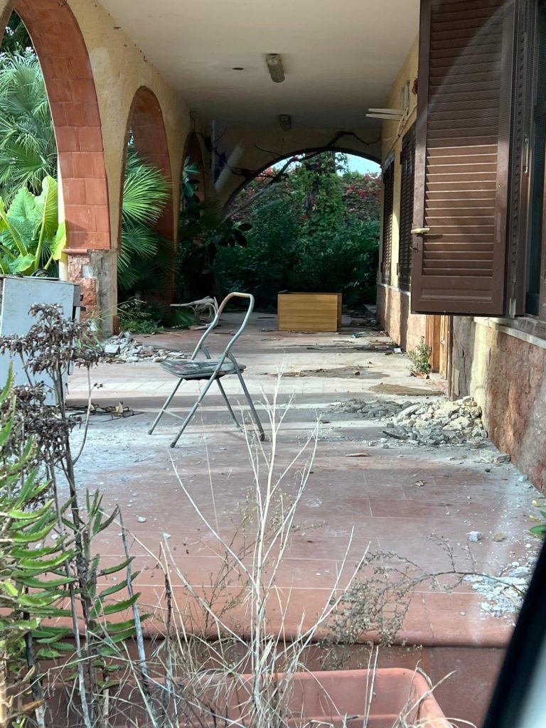 Eboli: Villa Falcone? È una dimora per i ladri