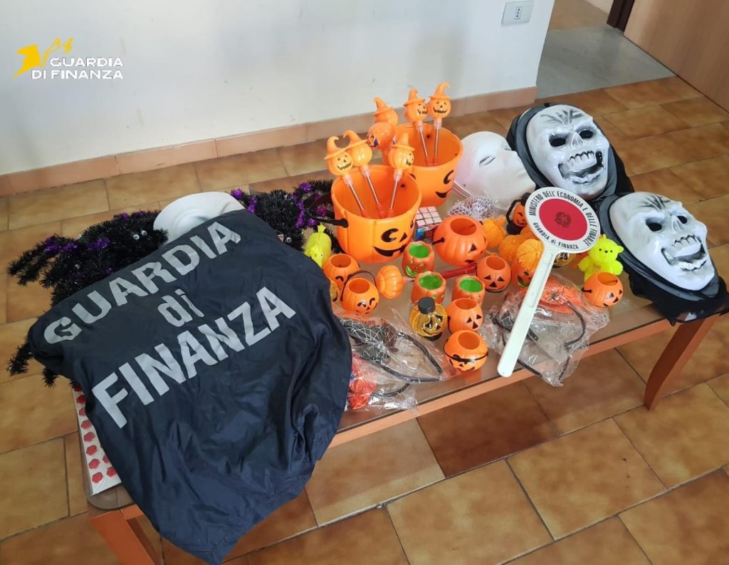 Halloween, sequestrati 60mila prodotti non sicuri a Salerno e Cava de’ Tirreni