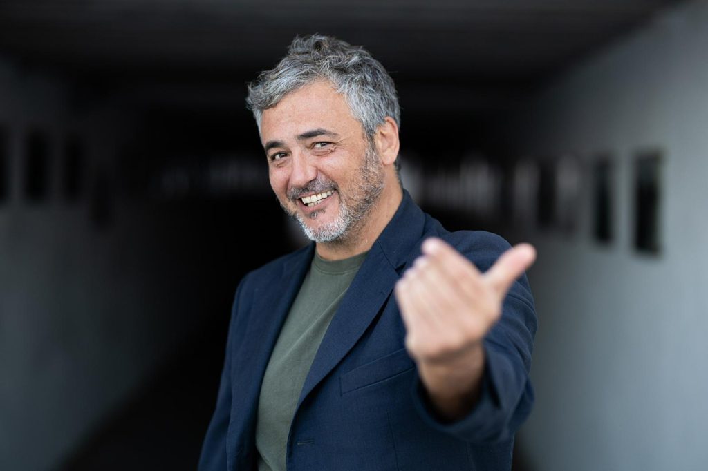 Cava de’ Tirreni, flash mob per la pace nel giorno di Natale