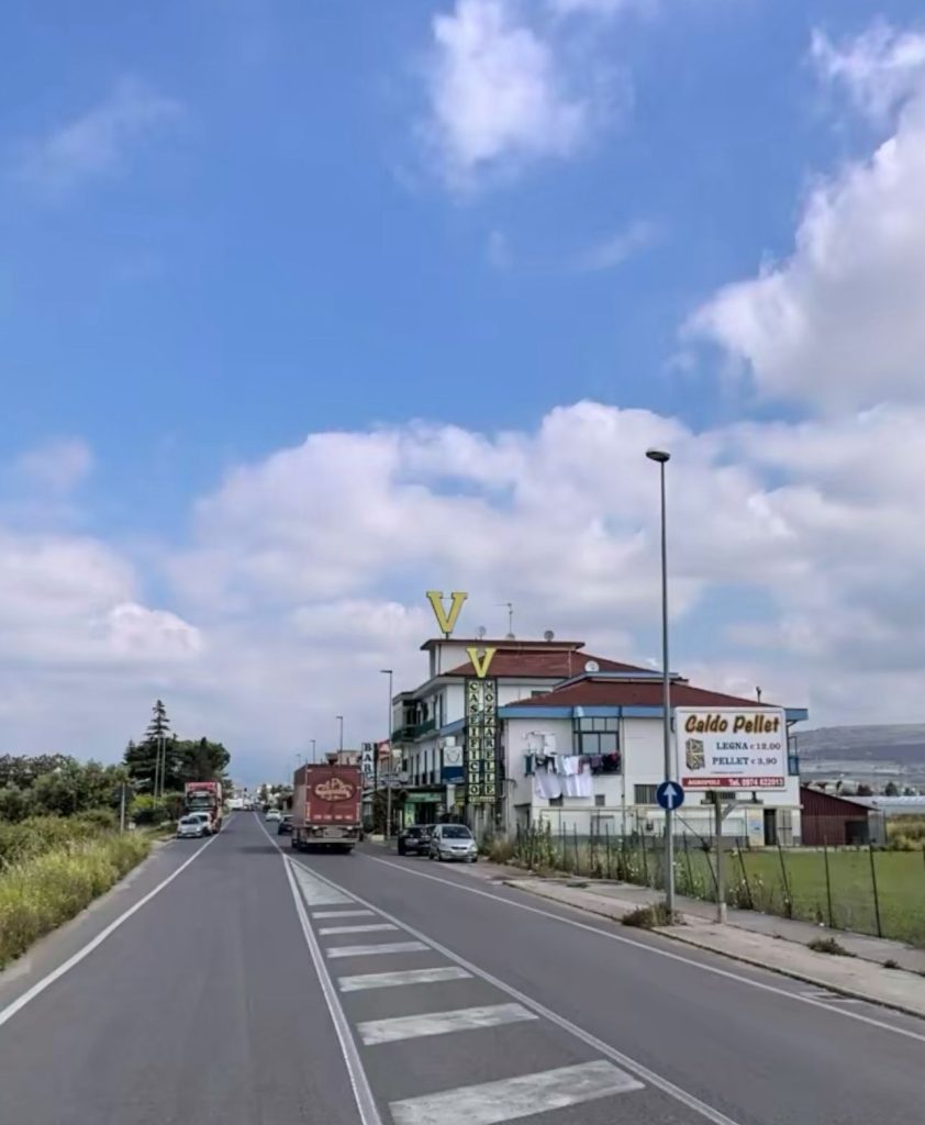 Eboli: furti nelle ville di un politico e di un avvocato