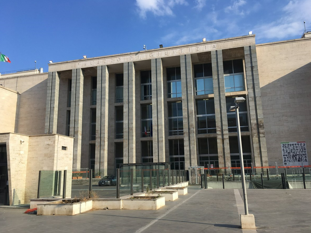 Scandalo sanità in Sicilia: gli accordi coi salernitani su appalti e mazzette in trasferta