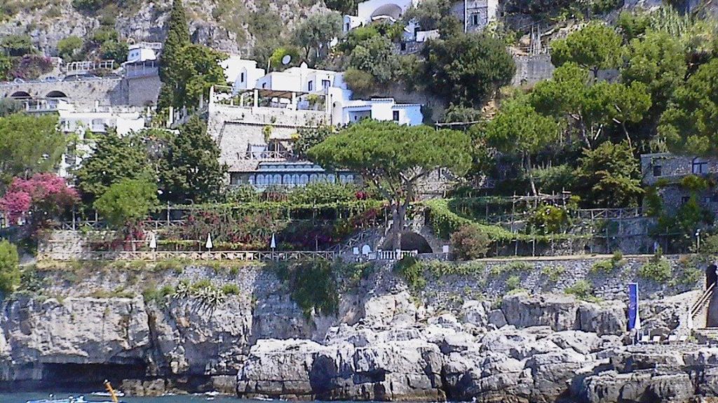 Lavori a Villa Treville: Ministero bocciato sulla dimora che fu di Zeffirelli a Positano