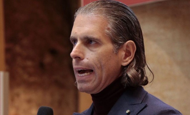 De Rosa: «Aeroporto, un’occasione che ora rischia di sfumare»