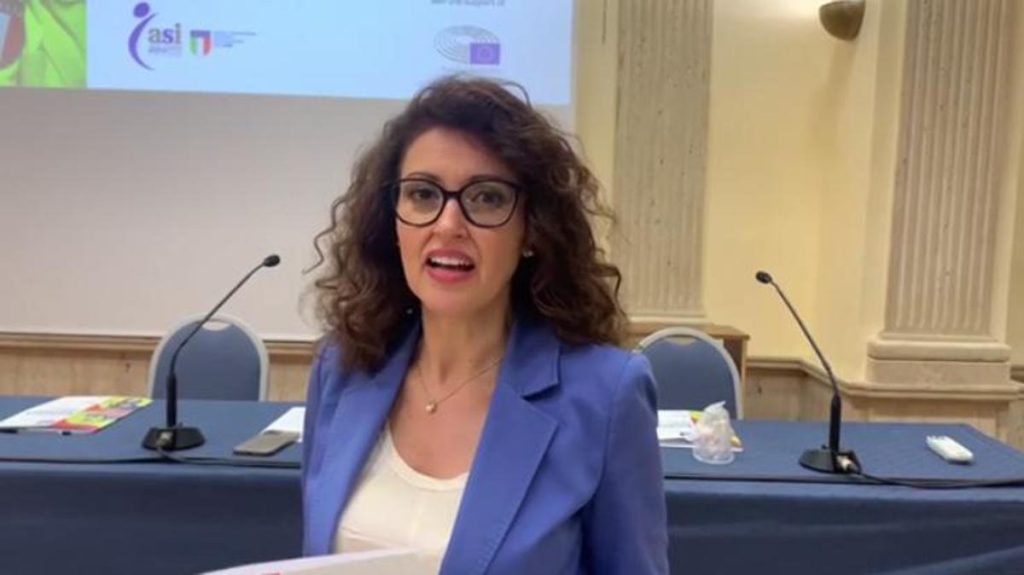 Terzo Settore e Politiche Giovanili, a Salerno il viceministro Maria Teresa Bellucci