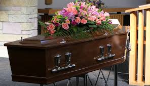 Giffoni Valle Piana, vietate veglie e camere ardenti in chiesa