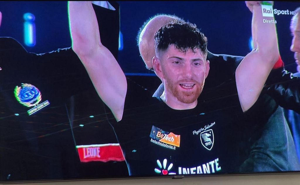 Il salernitano De Rosa è campione europeo dei Supergallo