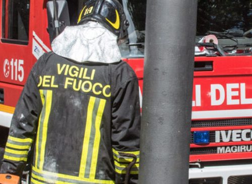Paura al Municipio di Vallo della Lucania: principio d’incendio negli uffici comunali