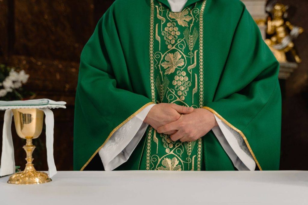 Vallo della Lucania, scomparso sacerdote: Tribunale ecclesiastico cerca notizie