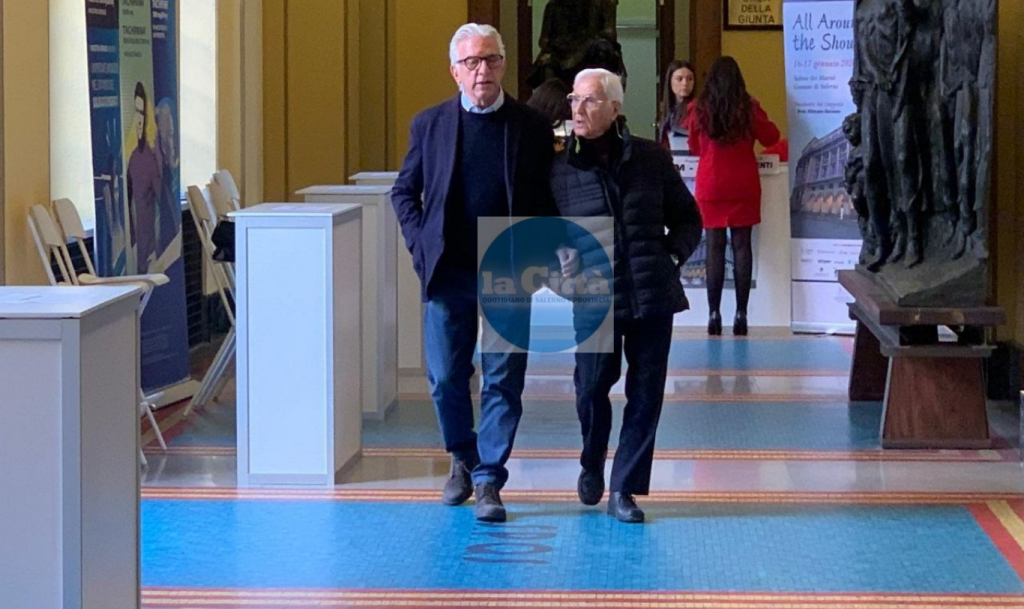 Salerno, il sindaco Napoli si è dimesso