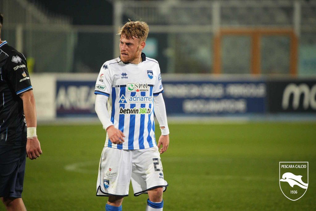 Salernitana, sprint per il centrocampista Meazzi