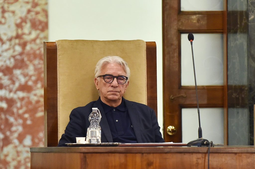 Salerno, le dimissioni del sindaco Napoli