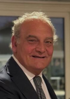 Stalking agli studenti salernitani: annullata la sospensione al professore universitario