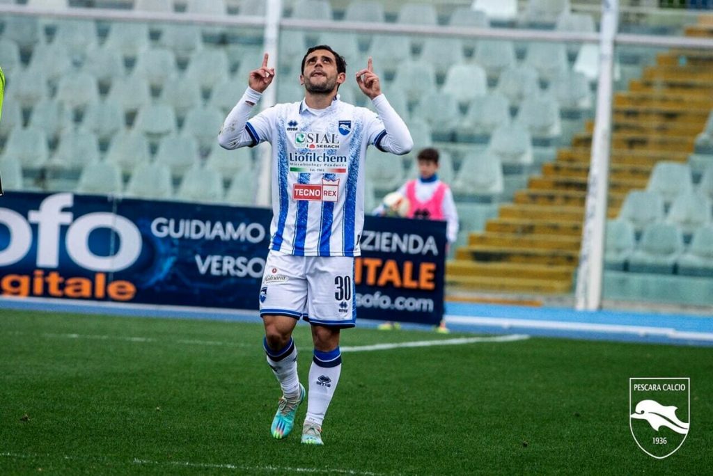 Salernitana, partita a scacchi per i rinforzi