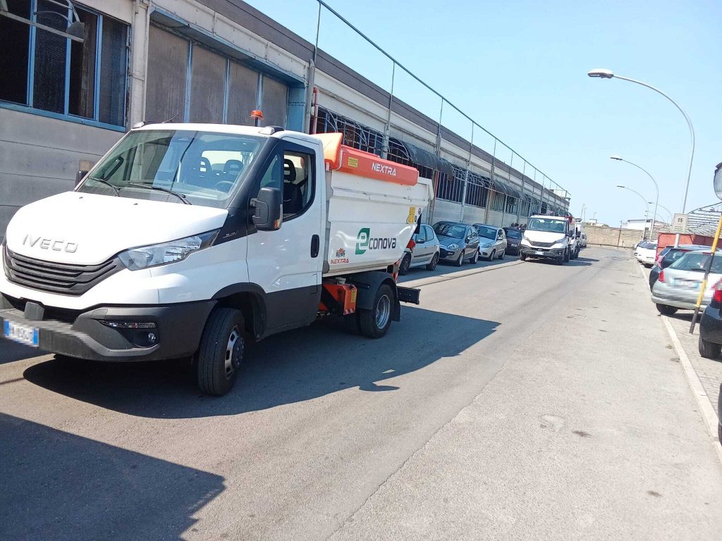 Rifiuti, operai in malattia: caos raccolta a Pagani