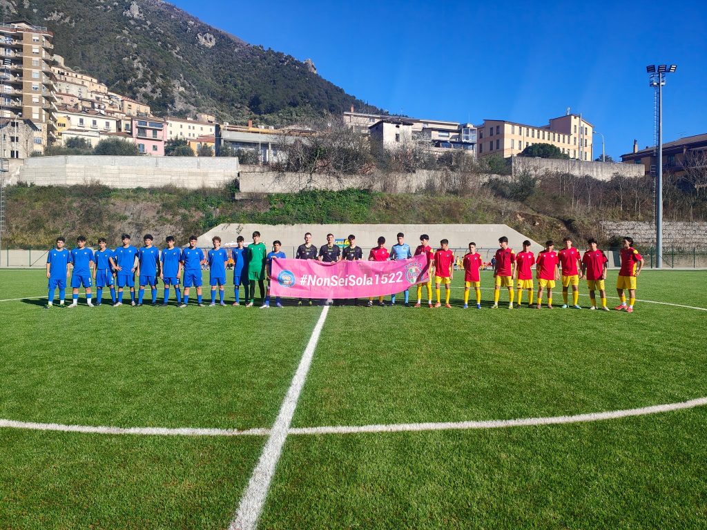 Sala Consilina, amichevole tra Rappresentative Under 15 in “difesa” delle donne