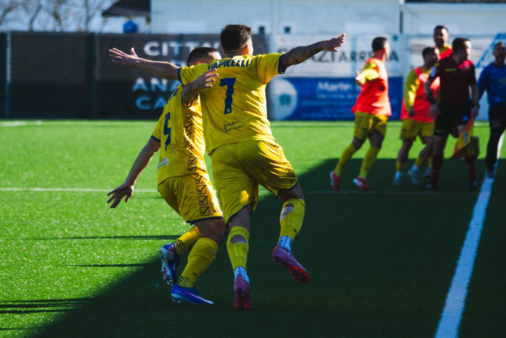 Scafatese in volo verso la C, pari Sarnese-Paganese e Nocerina: blitz Gelbison