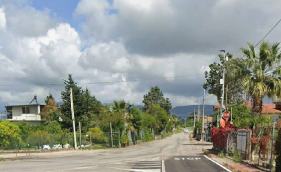 Battipaglia, apre il balcone e scopre due ladri