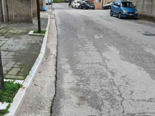 Baronissi, i residenti litigano sui… dossi