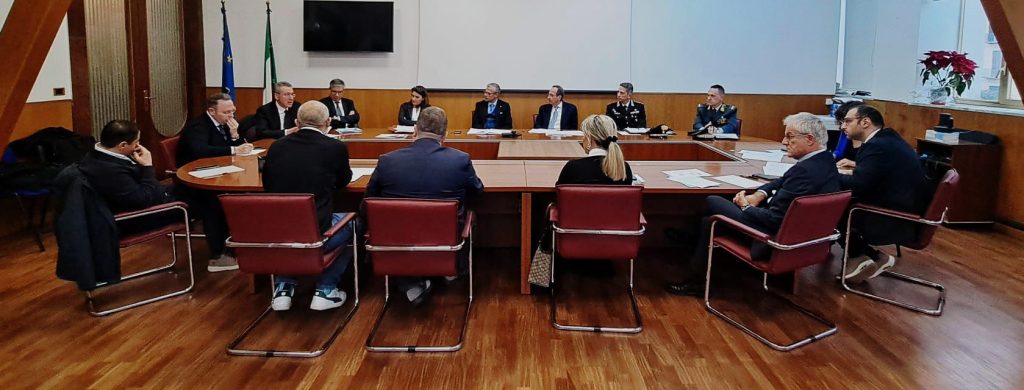 Metal detector nelle scuole di Salerno e provincia solo nei casi limite