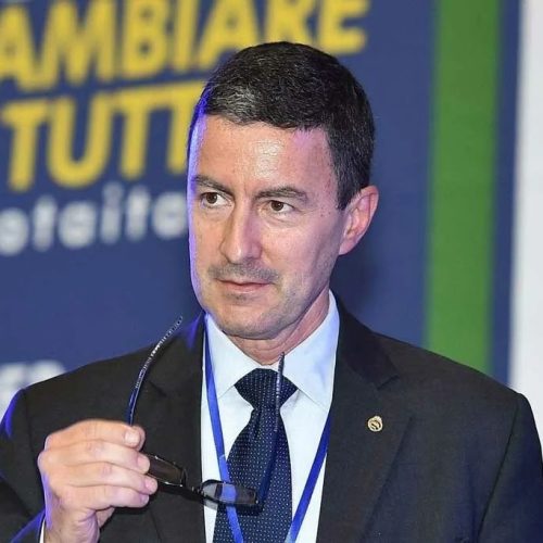 Campagna, revocata la presentazione del libro di Mussolini jr