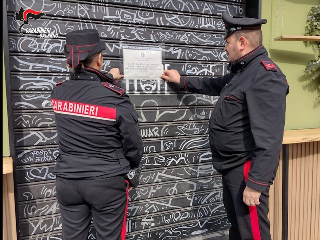 Scafati, bar sospeso per 15 giorni dopo una rissa con colpi d’arma da fuoco