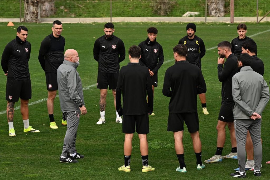 Salernitana, partita a ranghi misti per i granata al “Mary Rosy”
