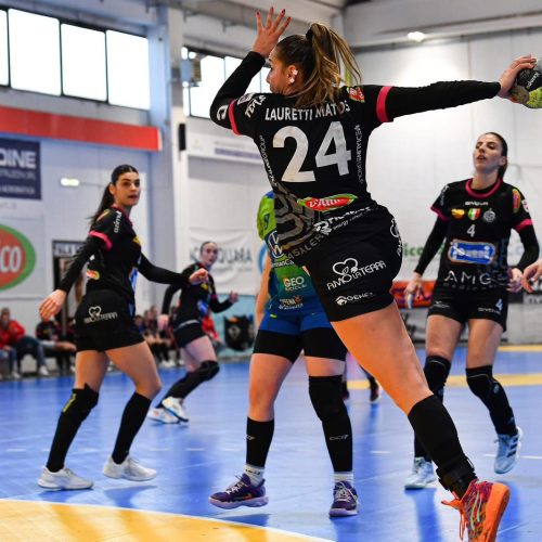 Coppa Italia, la Jomi Salerno domani sfida Casalgrande