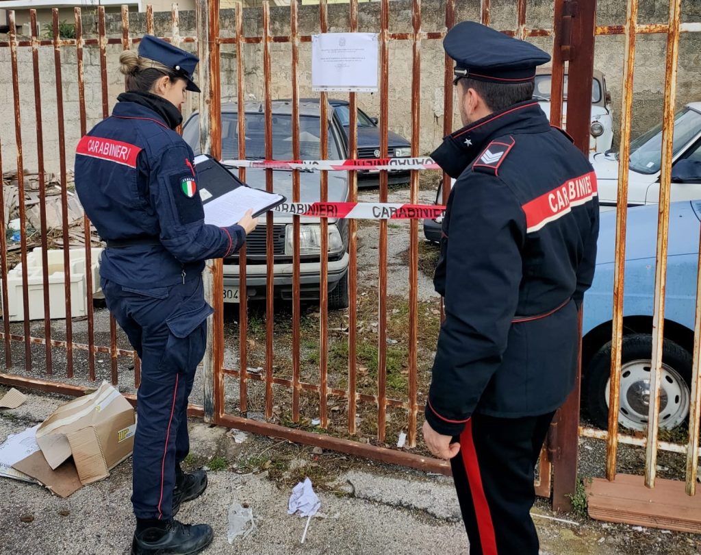 Montecorvino Pugliano: scoperto “cimitero” di auto abusive