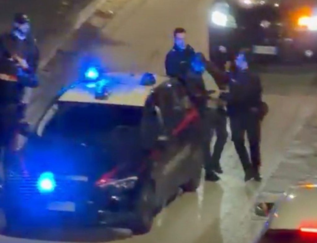 Campagna, tentano il colpo in appartamento al Quadrivio: arrestato un uomo