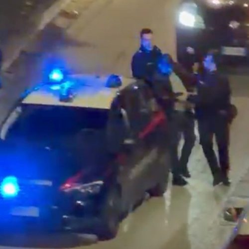 Campagna, tentano il colpo in appartamento al Quadrivio: arrestato un uomo