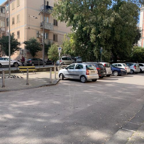 Doppia rapina ai benzinai ma la banda resta a piedi a Salerno