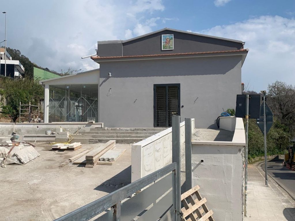 Salerno, venduta l’ex chiesa di Torrione: al suo posto una casa funeraria 