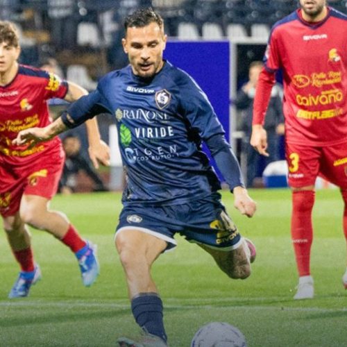 Cavese-Picerno 2-0, scatto salvezza per i metelliani